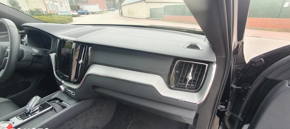 Volvo XC 60 cena 195900 przebieg: 30600, rok produkcji 2022 z Legionowo małe 191